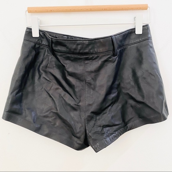 NEW Ralph Lauren Collection 100% leather booty shorts - Picture 3 of 11